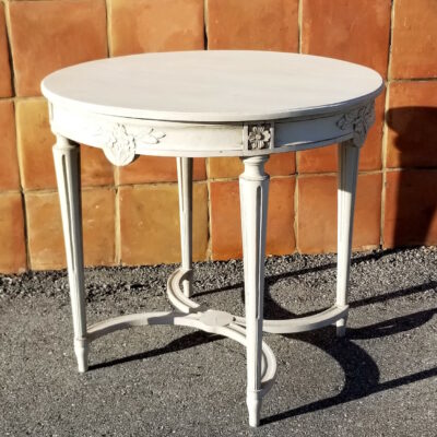 Round Table Swedish Gustavian style